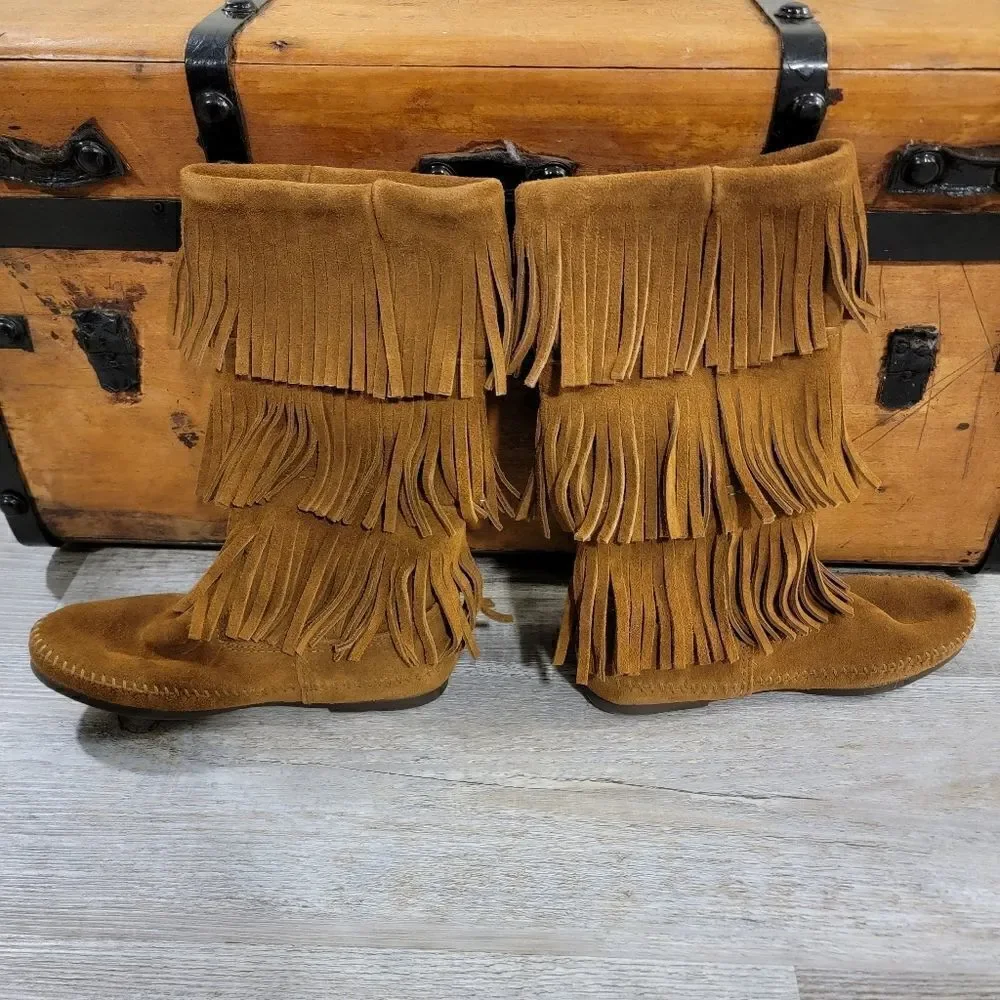 Minnetonka 1638 Calf Hi 3-Layer Fringe Brown Boots size 6